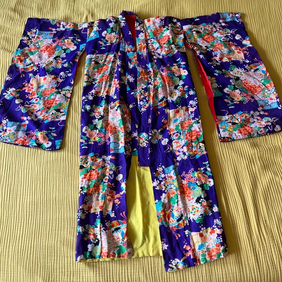 Vintage Kimono from Japan - Picture 1 of 9